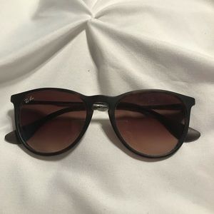 Women’s Brown Tortoise Ray Bans